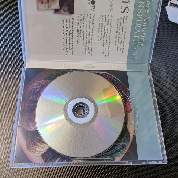 Interweave Knits 2005 Collection CD - Picture 4 of 4